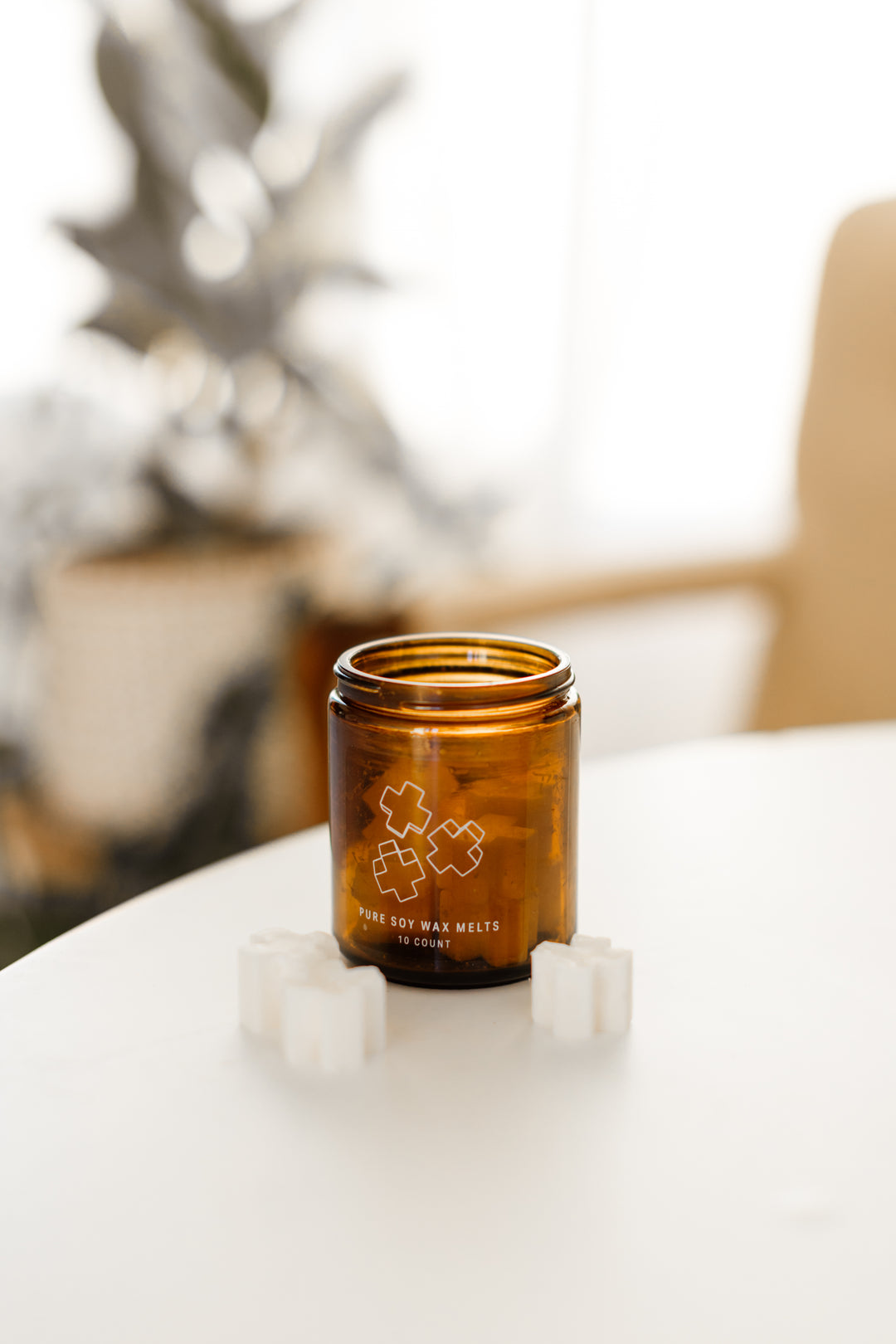 wax sweet tobacco Vanilla Melts: Earthy Amber Scent Crafted from a unique blend of wax and clay 18.21 Man Made Hair Pomade